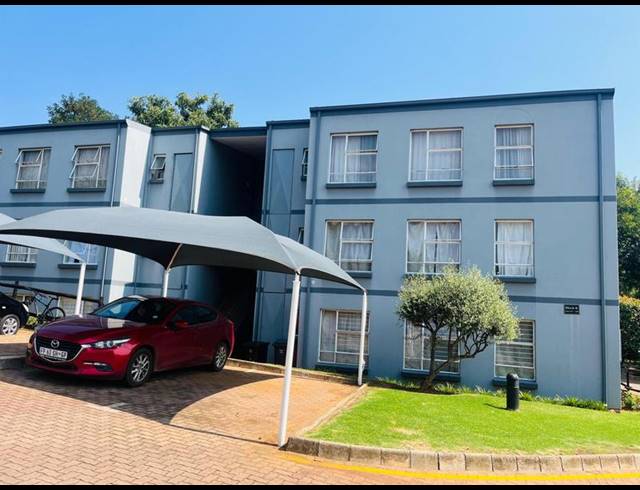 3 BEDROOM APARTMENT FOR SALE IN WESTDENE